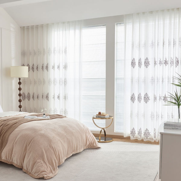 White Jacquard Voile Curtains European Floral Pattern Rod Pocket Bengaluru